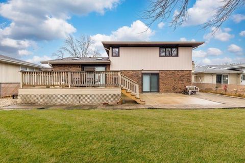 Tiny photo for Palos Hills, IL 60465 (MLS # 12629410)