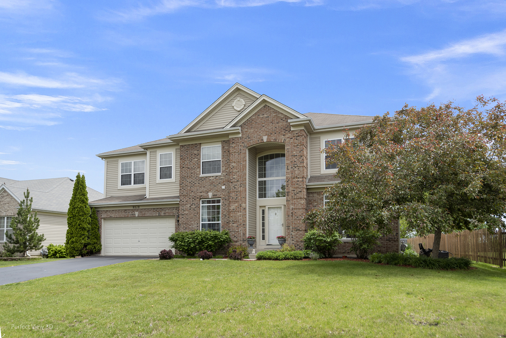 9510 Diana Lane