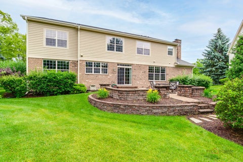 Tiny photo for 312 Camargo Court, Vernon Hills, IL 60061 (MLS # 12704480)