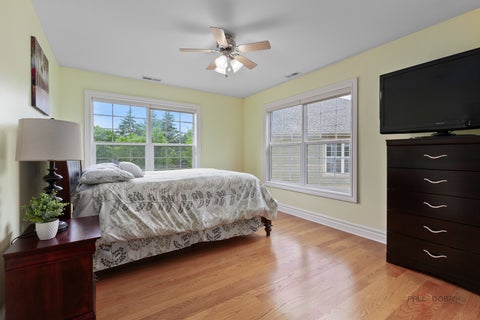 Tiny photo for 312 Camargo Court, Vernon Hills, IL 60061 (MLS # 12704480)