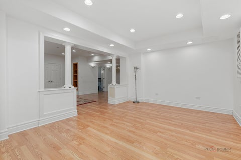 Tiny photo for 312 Camargo Court, Vernon Hills, IL 60061 (MLS # 12704480)