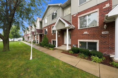 Tiny photo for 7204 W 83rd Street, Bridgeview, IL 60455 (MLS # 12791024)