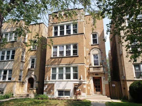 5747 N Spaulding Avenue 3 Chicago IL 60659