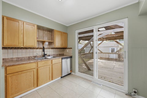 Tiny photo for 2205 Cody Street, Bettendorf, IA 52722 (MLS # 12795769)