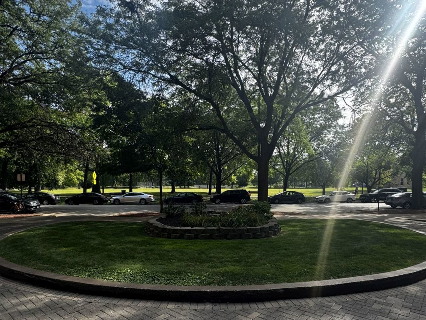 4960 N MARINE Drive 610