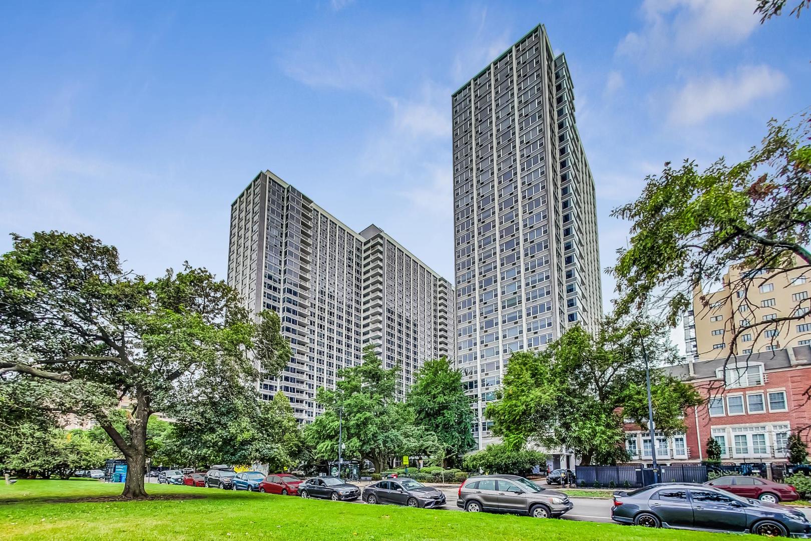 4250 N Marine Drive 2324