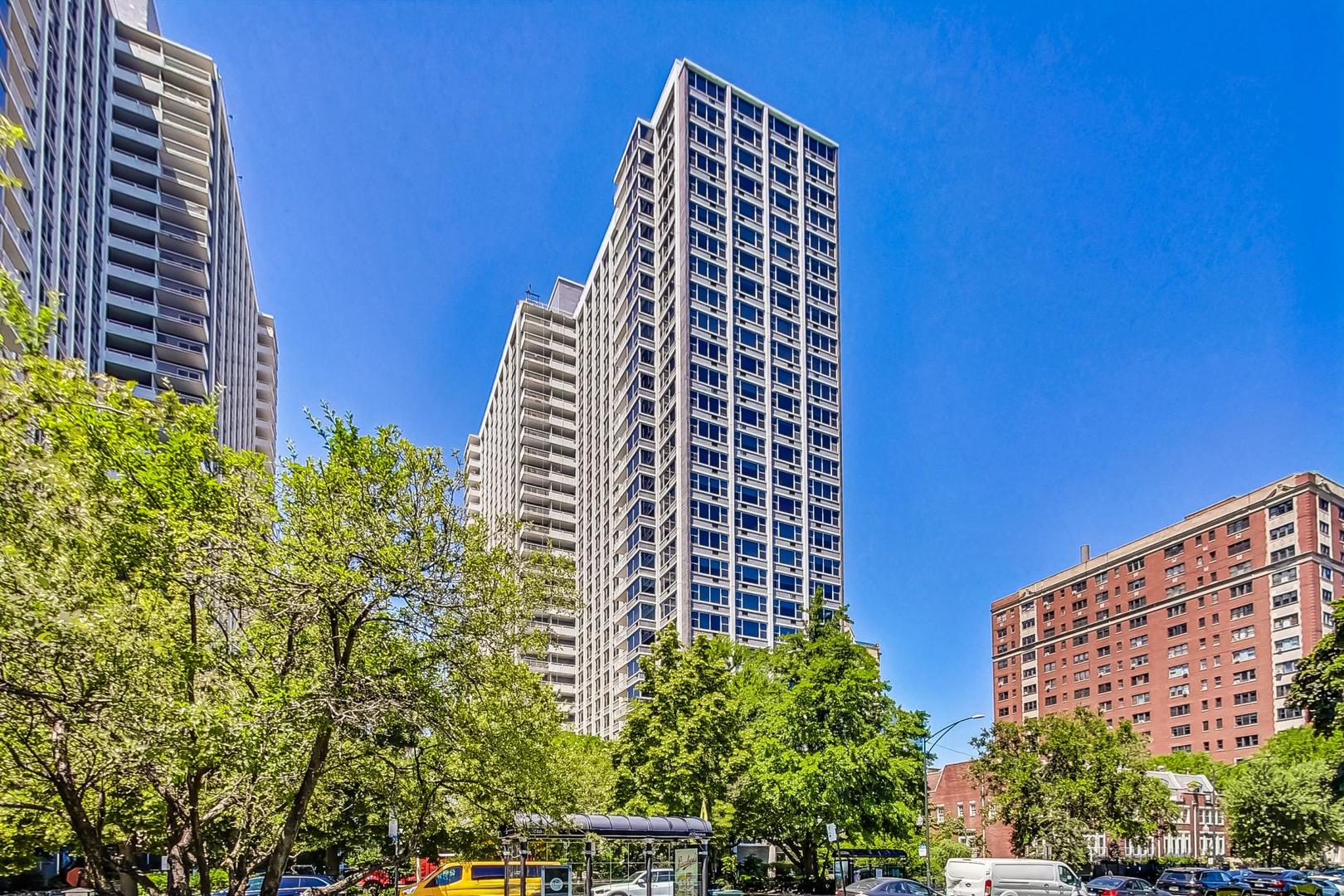 4250 N Marine Drive 2324