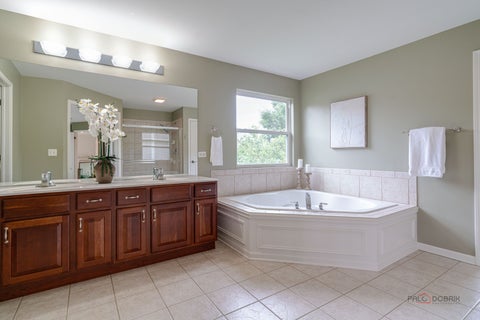 Tiny photo for 1575 McClellan Drive, Lindenhurst, IL 60046 (MLS # 12758949)