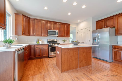 Tiny photo for 1575 McClellan Drive, Lindenhurst, IL 60046 (MLS # 12758949)