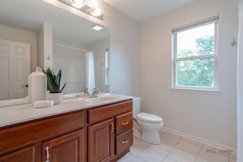 Tiny photo for 1575 McClellan Drive, Lindenhurst, IL 60046 (MLS # 12758949)