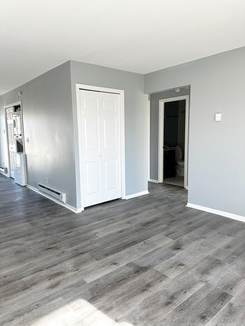 Tiny photo for 190 S Waters Edge Drive #302, Glendale Heights, IL 60139 (MLS # 12518831)