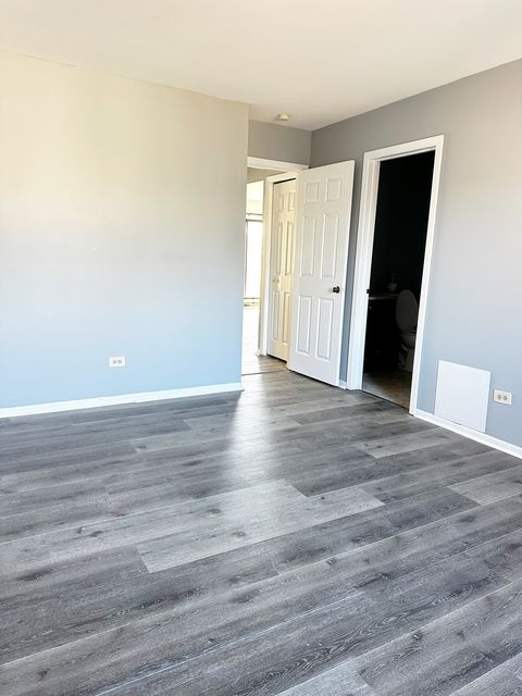 Tiny photo for 190 S Waters Edge Drive #302, Glendale Heights, IL 60139 (MLS # 12518831)