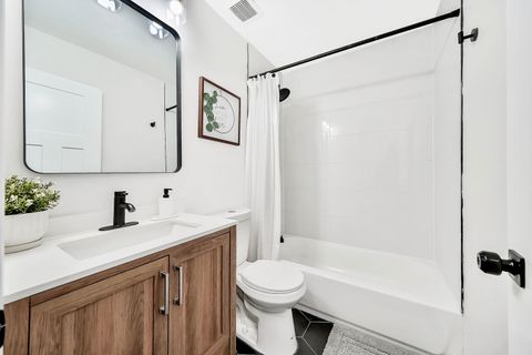 Tiny photo for 15923 Woodlawn East Avenue, South Holland, IL 60473 (MLS # 12533202)