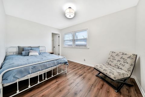 Tiny photo for 15923 Woodlawn East Avenue, South Holland, IL 60473 (MLS # 12533202)