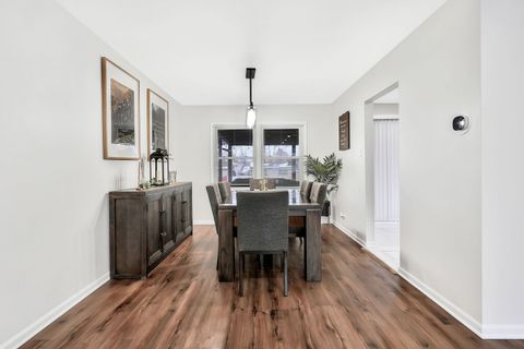 Tiny photo for 15923 Woodlawn East Avenue, South Holland, IL 60473 (MLS # 12533202)