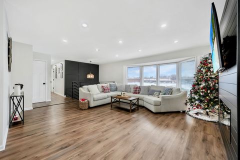 Tiny photo for 15923 Woodlawn East Avenue, South Holland, IL 60473 (MLS # 12533202)