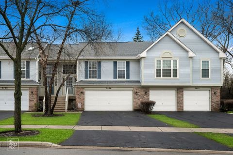 2696 S Embers Lane 2696 Arlington Heights IL 60005