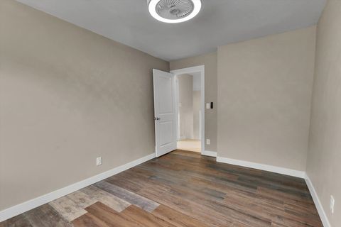 Tiny photo for 7527 S Chappel Avenue, Chicago, IL 60649 (MLS # 12714371)