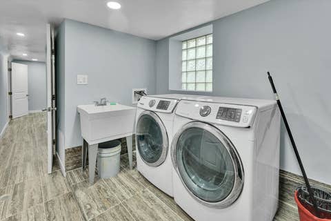Tiny photo for 7527 S Chappel Avenue, Chicago, IL 60649 (MLS # 12714371)