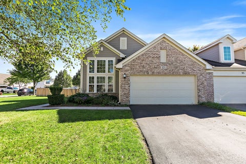 Photo of 101 Boathouse Road, Pingree Grove, IL 60140 (MLS # 12747289)