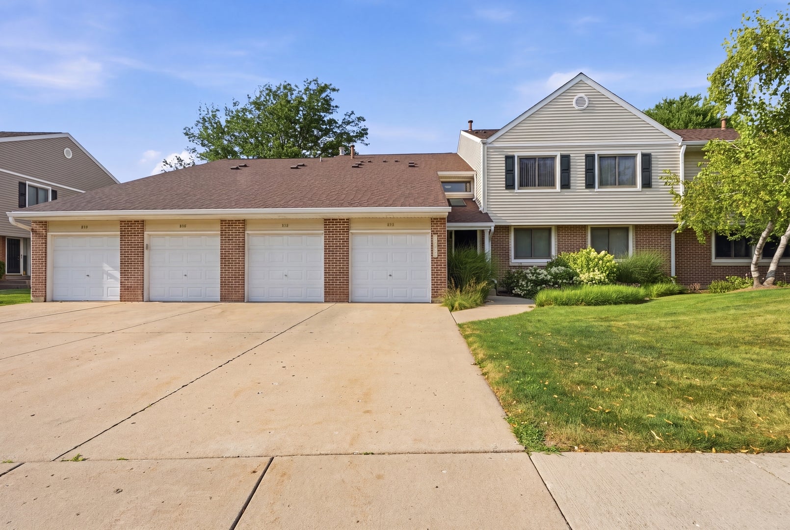 938 Hidden Lake Drive 938