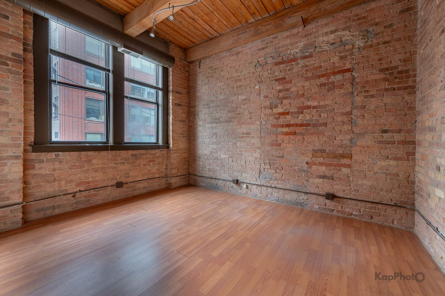 921 W Van Buren Street 210
