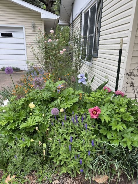 Tiny photo for 504 N Billy Bryan Street, Carbondale, IL 62901 (MLS # 12586291)