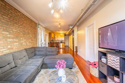 Tiny photo for 2029 W COULTER Street #G, Chicago, IL 60608 (MLS # 12630010)
