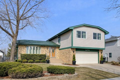 Photo of 1474 Haar Lane, Elk Grove Village, IL 60007 (MLS # 12590193)