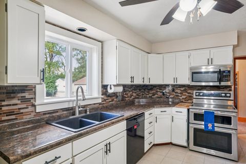 Tiny photo for 4661 S 72nd Street, Milwaukee, WI 53220 (MLS # 12507792)