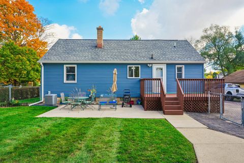 Tiny photo for 4661 S 72nd Street, Milwaukee, WI 53220 (MLS # 12507792)