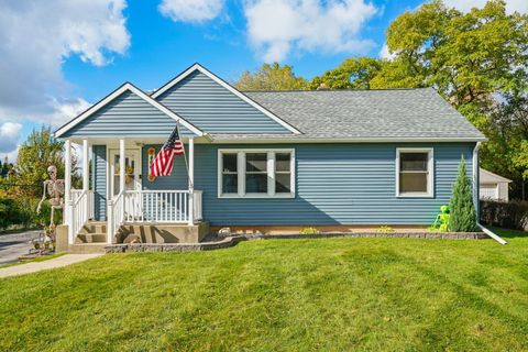 Tiny photo for 4661 S 72nd Street, Milwaukee, WI 53220 (MLS # 12507792)