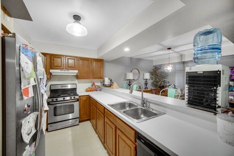 Tiny photo for 2034 Manico Court #200, Crest Hill, IL 60403 (MLS # 12521963)