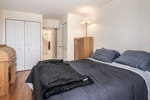 Tiny photo for 5415 N SHERIDAN Road #708, Chicago, IL 60640 (MLS # 12712151)