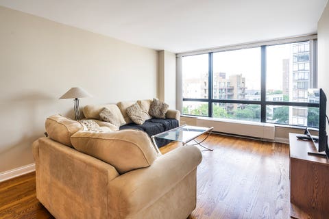 Tiny photo for 5415 N SHERIDAN Road #708, Chicago, IL 60640 (MLS # 12712151)