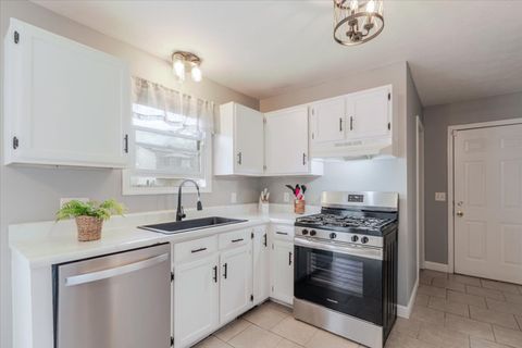 Tiny photo for 12 Spiria Court, Bloomington, IL 61701 (MLS # 12620473)