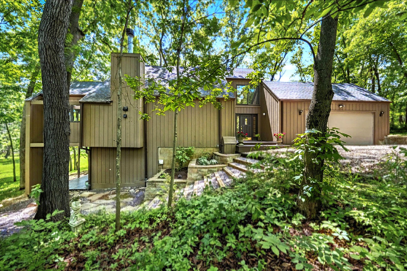 1309 Wildwood Lane