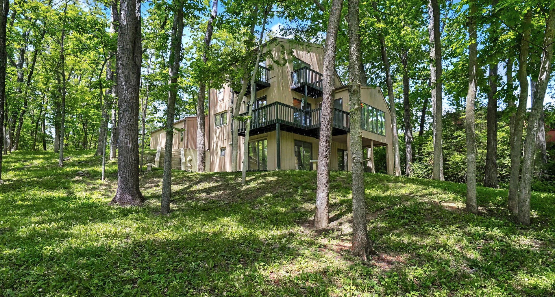 1309 Wildwood Lane
