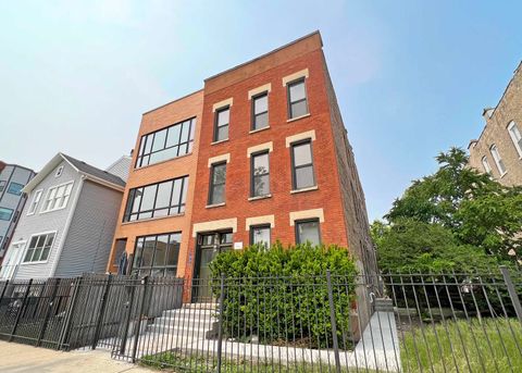 1322 W Ohio Street 1R Chicago IL 60642