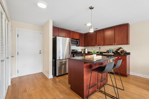 Tiny photo for 2501 W Bryn Mawr Avenue #305, Chicago, IL 60659 (MLS # 12621369)