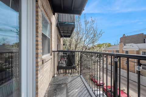 Tiny photo for 2501 W Bryn Mawr Avenue #305, Chicago, IL 60659 (MLS # 12621369)