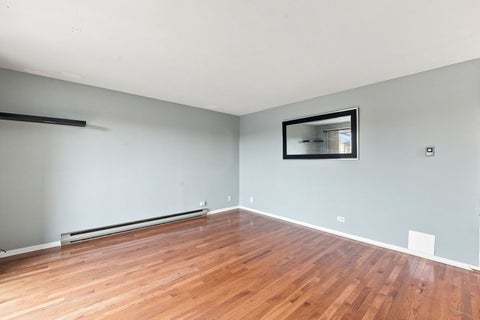 Tiny photo for 700 N Briar Hill Lane #5, Addison, IL 60101 (MLS # 12738806)