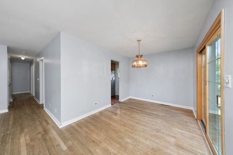 Tiny photo for 1144 Valley Stream Drive, Wheeling, IL 60090 (MLS # 12445977)