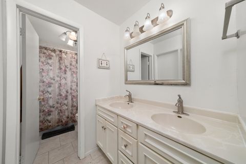 Tiny photo for 1144 Valley Stream Drive, Wheeling, IL 60090 (MLS # 12445977)