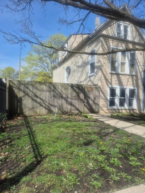 4542 N Karlov Avenue Chicago IL 60630