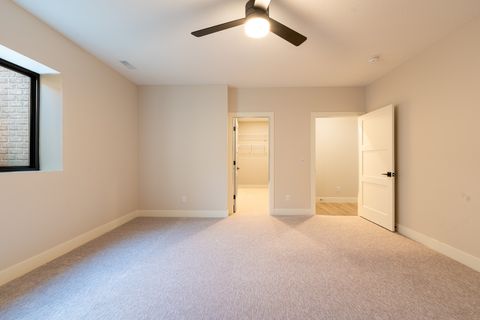 Tiny photo for 5127 Oak Ridge Court, Bettendorf, IA 52722 (MLS # QC4263578)