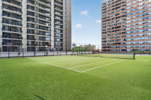 Tiny photo for 6033 N Sheridan Road #28D, Chicago, IL 60660 (MLS # 12678584)
