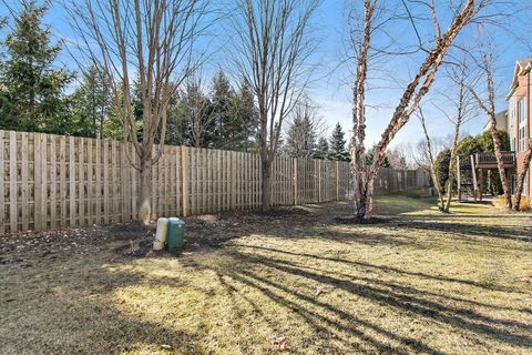 Tiny photo for 1563 Yellowstone Drive, Streamwood, IL 60107 (MLS # 12574394)
