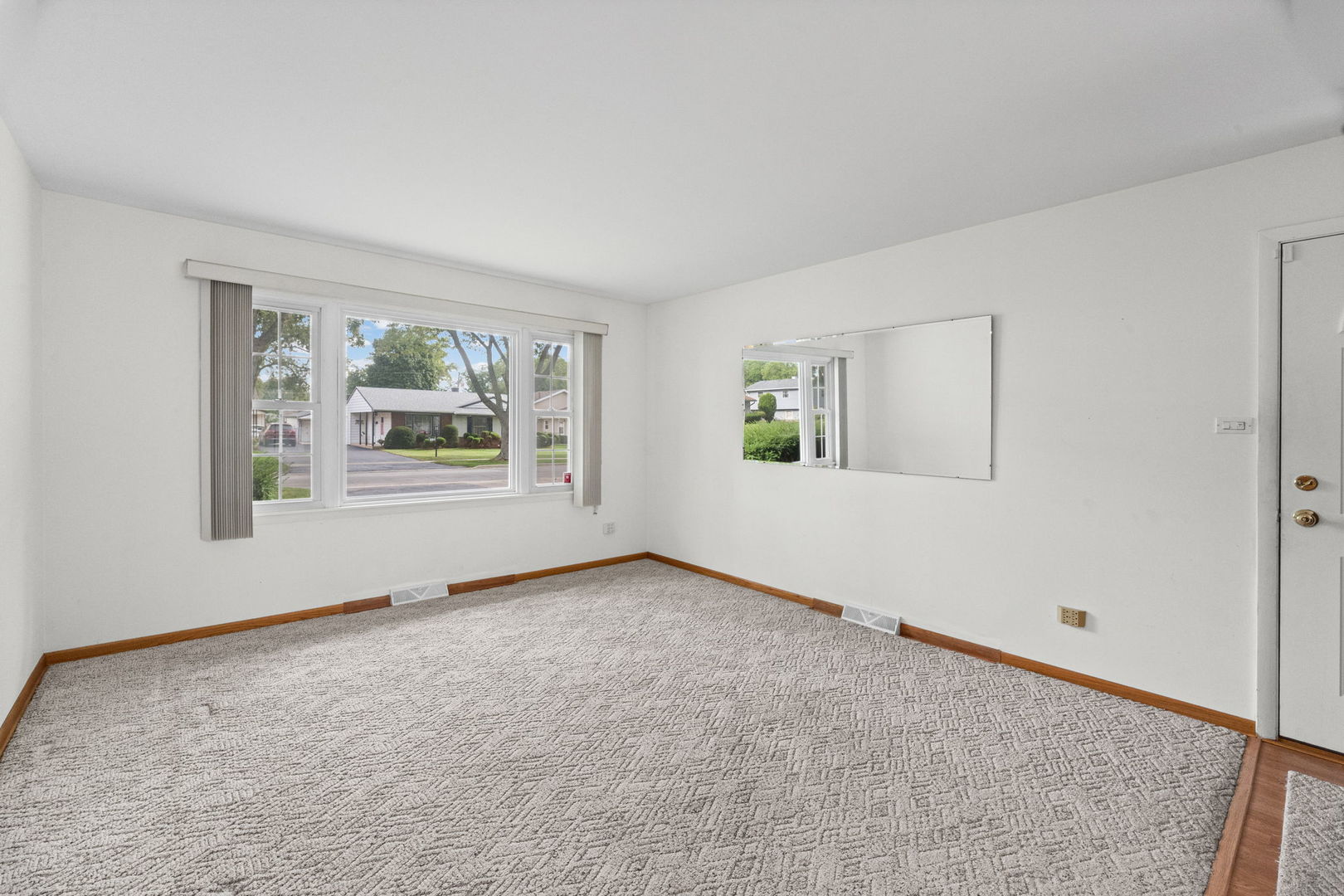 2207 Kingfisher Lane