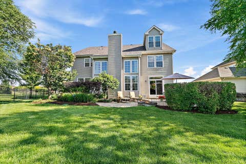 Tiny photo for 2700 Oak Drive, West Dundee, IL 60118 (MLS # 12674358)